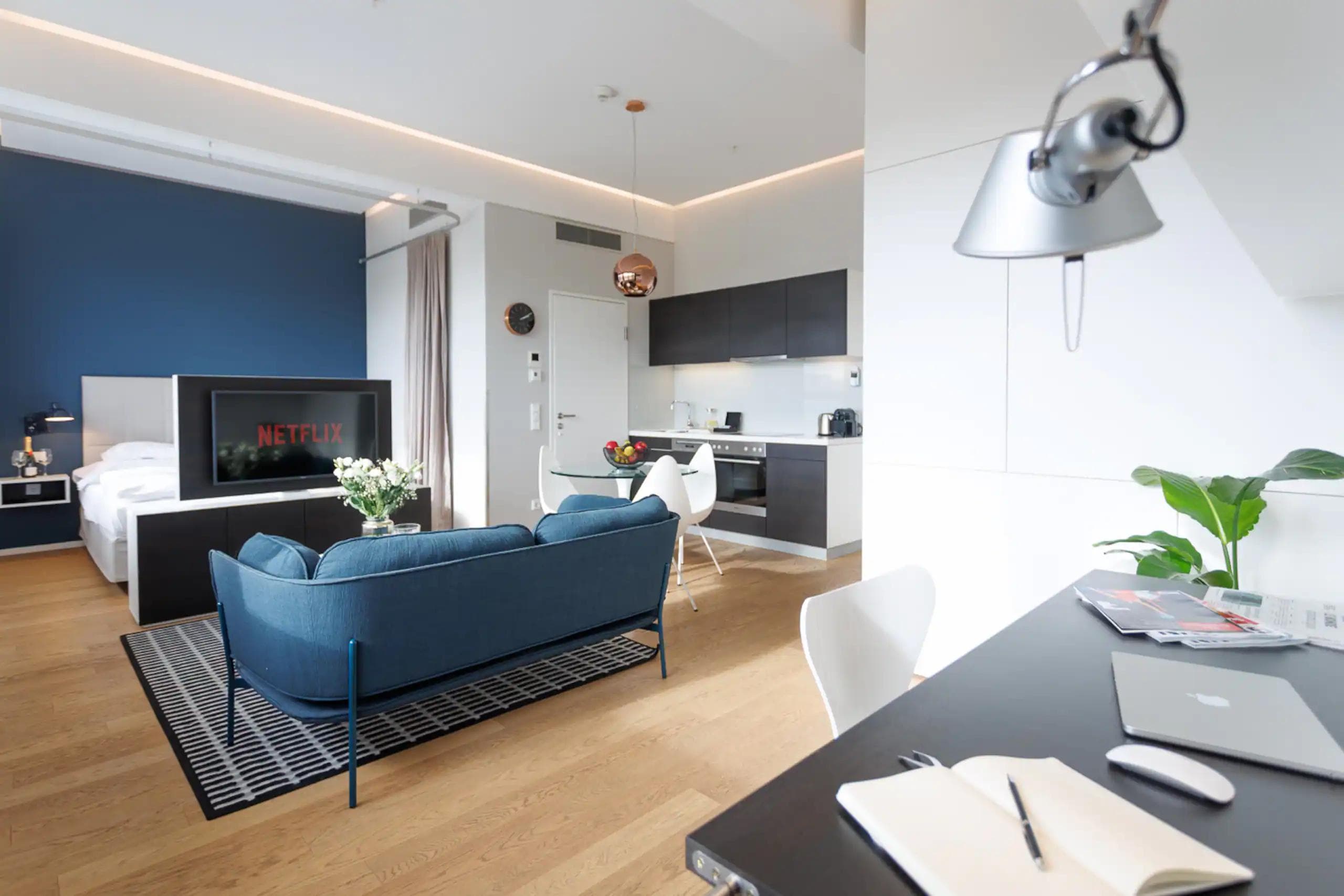 Studio 40 m² mit Badewanne · 6. Stock