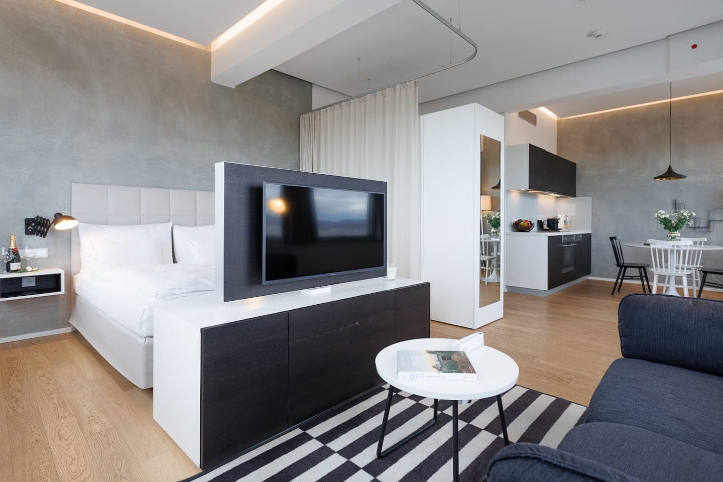 Exklusives Panorama Loft | Modern, Hell & Zentral